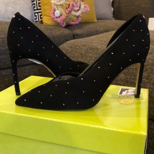 NWT Ted Baker Daphned Rose Gold Stud Dorsay!